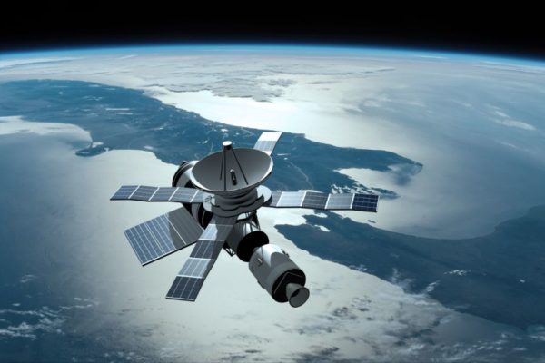 人工衛星 — デリケートな表面の形状計測